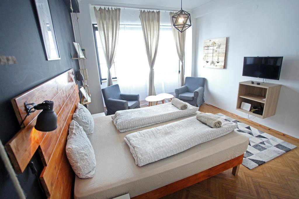 D.Five Inspire Apartment Budapest Exteriör bild