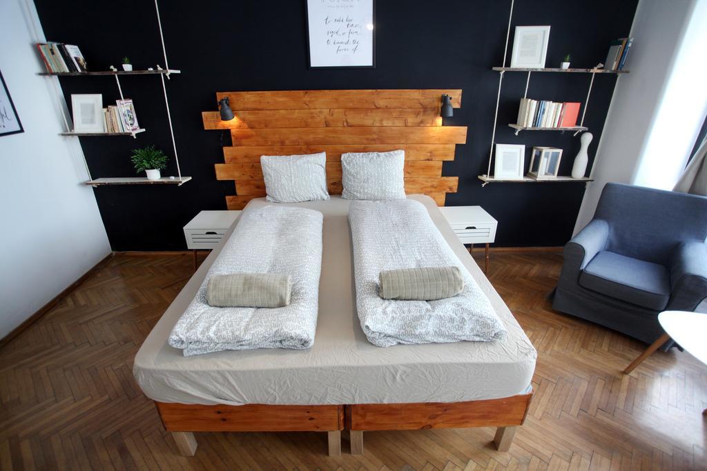 D.Five Inspire Apartment Budapest Exteriör bild