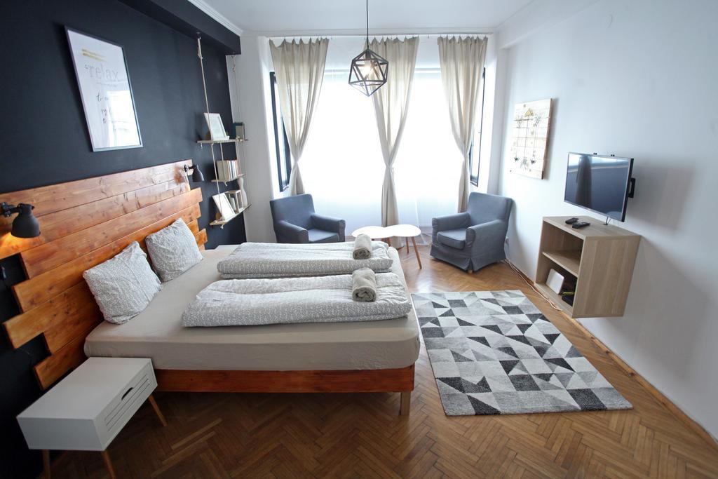 D.Five Inspire Apartment Budapest Exteriör bild